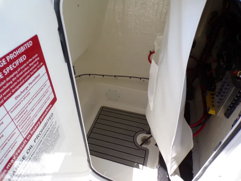 Slide: The Image of Tidewater 220 LXF 2025 - 23