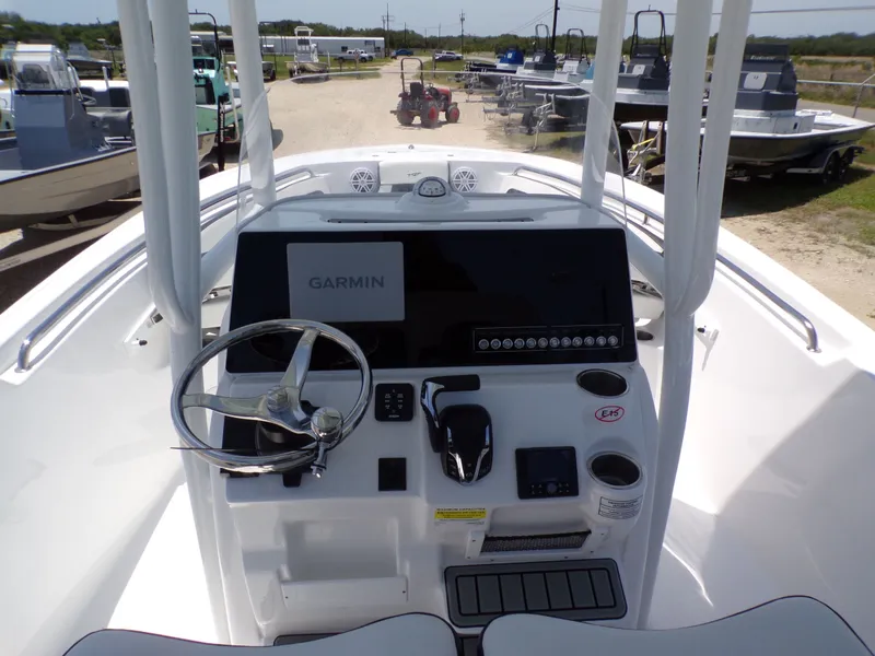 Slide: The Image of Tidewater 220 LXF 2025 - 24