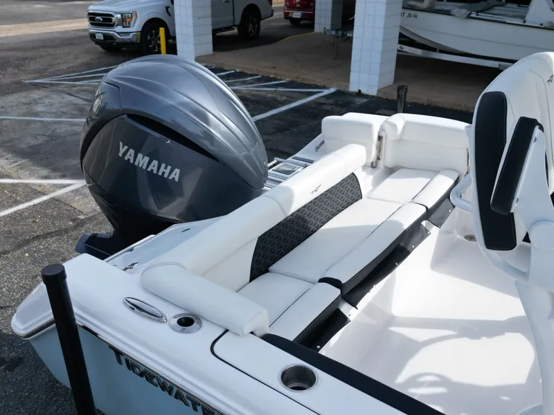 Slide: The Image of Tidewater 220 LXF 2025 - 47