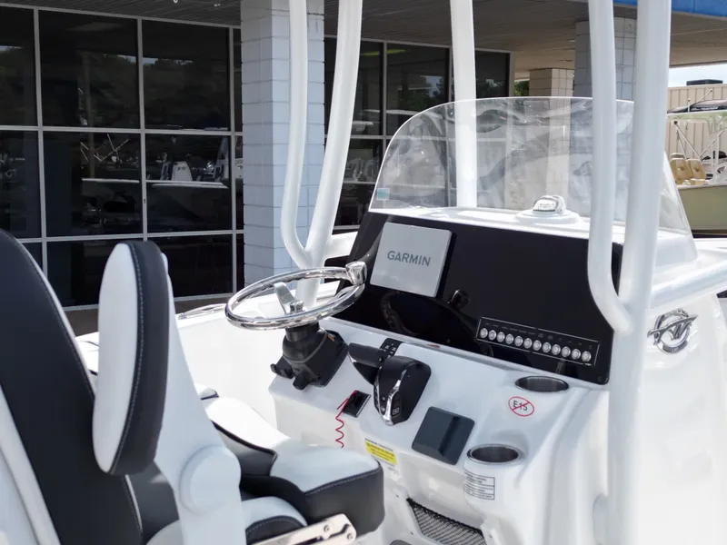 Slide: The Image of Tidewater 220 LXF 2025 - 48