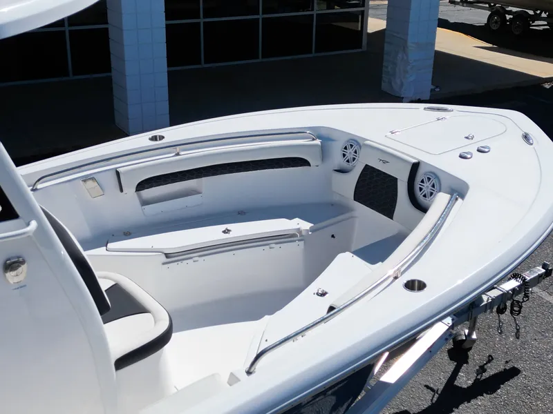 Slide: The Image of Tidewater 232 LXF 2025 - 41