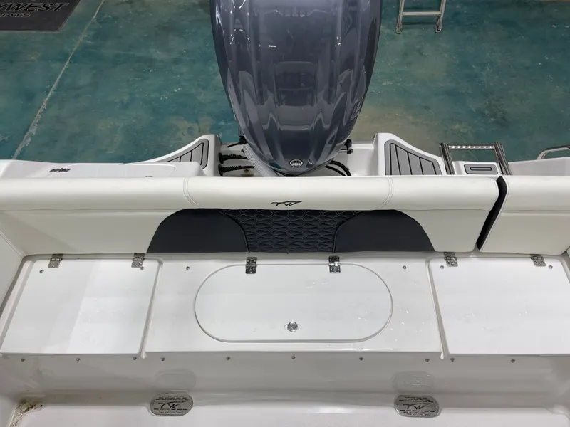 Slide: The Image of Tidewater 232 LXF 2025 - 11