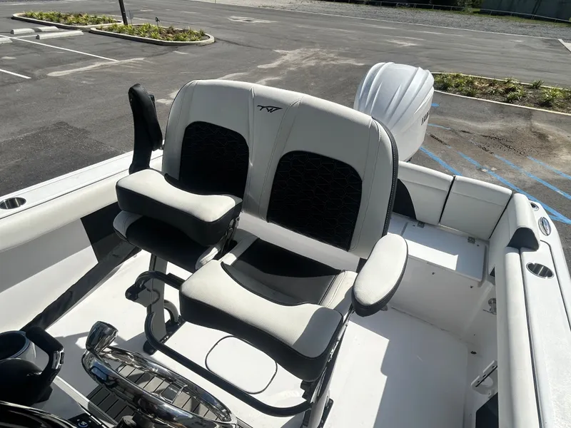 Slide: The Image of Tidewater 232 LXF 2026 - 14