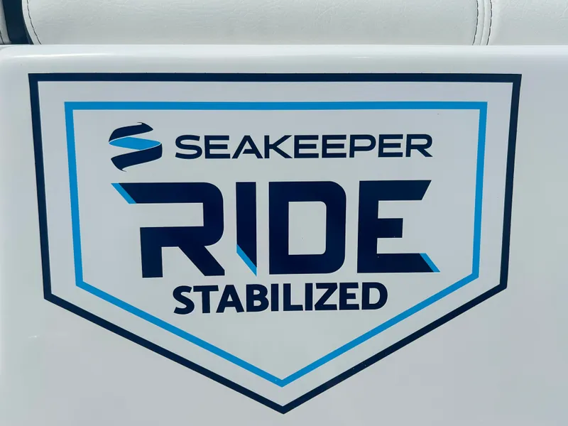 Slide: The Image of Tidewater 232 LXF 2026 - 6