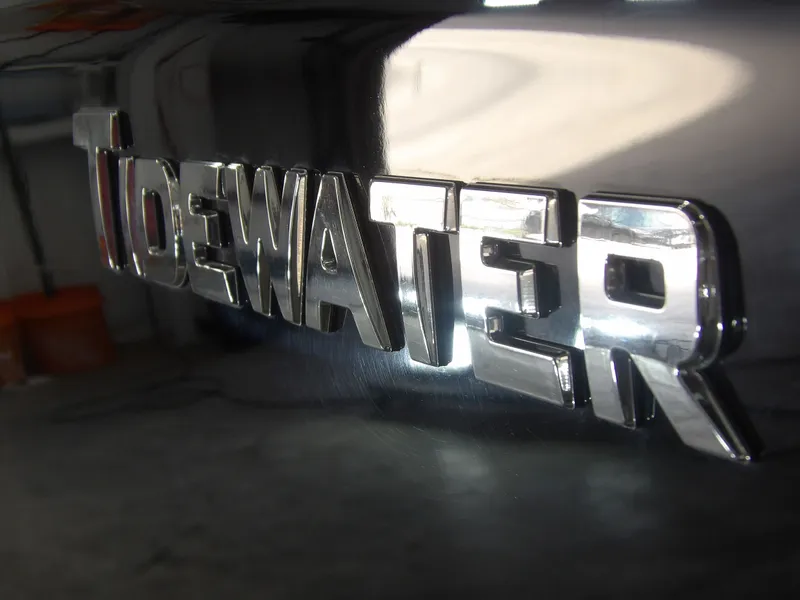 Slide: The Image of Tidewater 232 LXF 2025 - 10