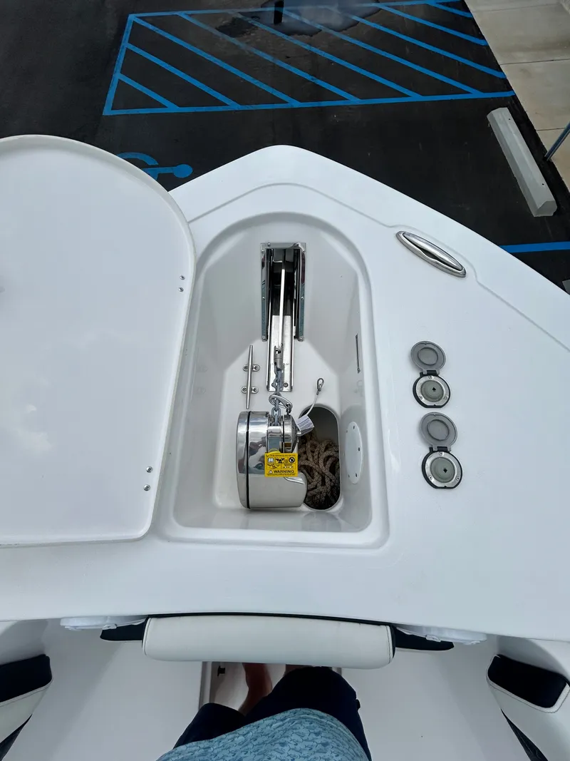 Slide: The Image of Tidewater 232 LXF 2025 - 17