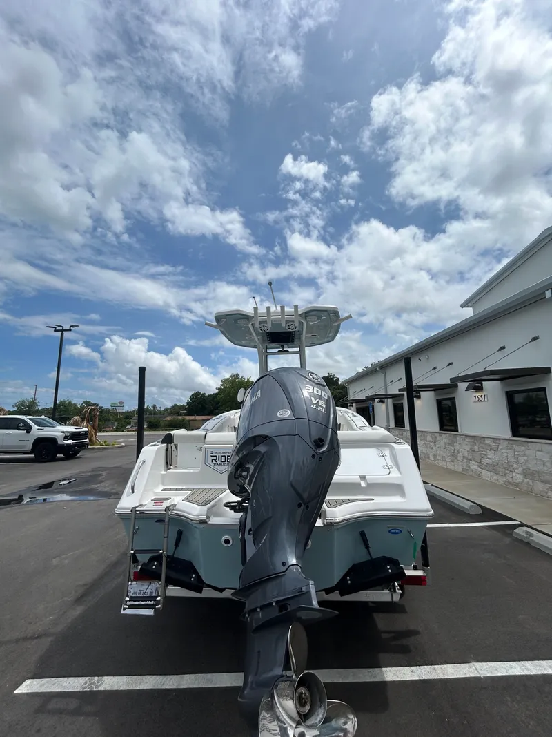 Slide: The Image of Tidewater 232 LXF 2025 - 8