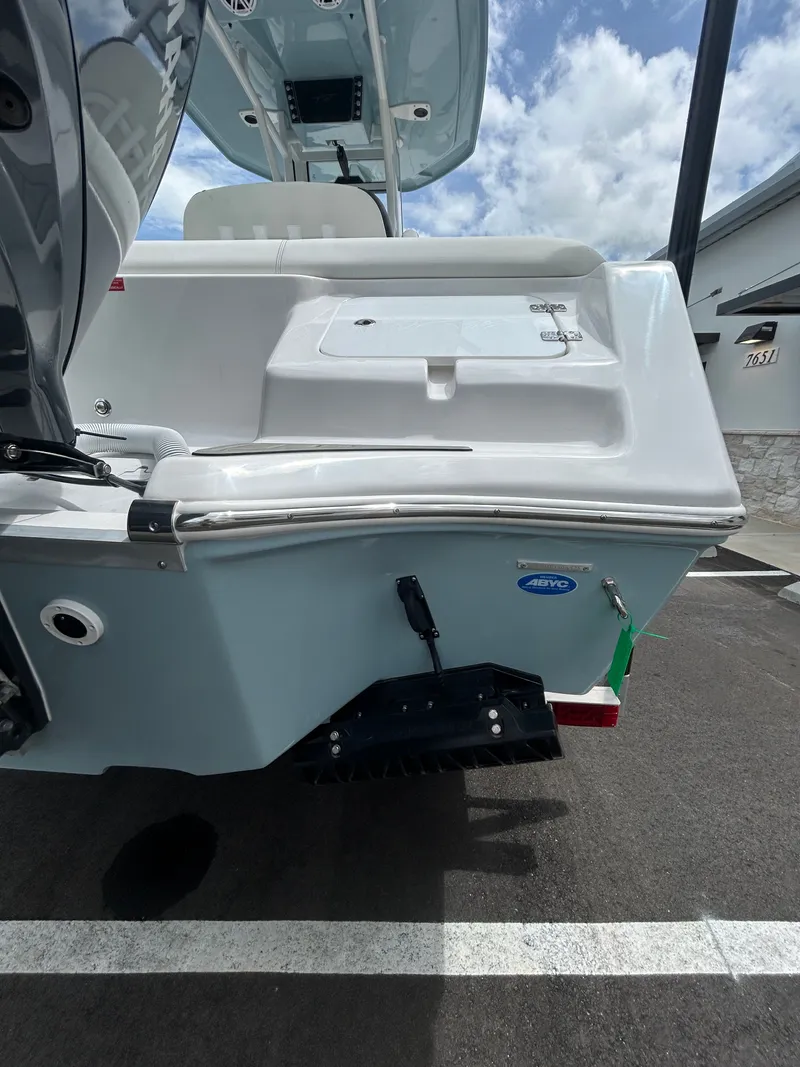 Slide: The Image of Tidewater 232 LXF 2025 - 9