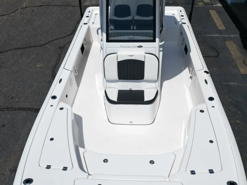 Slide: The Image of Tidewater 2410 Bay Max 2025 - 13