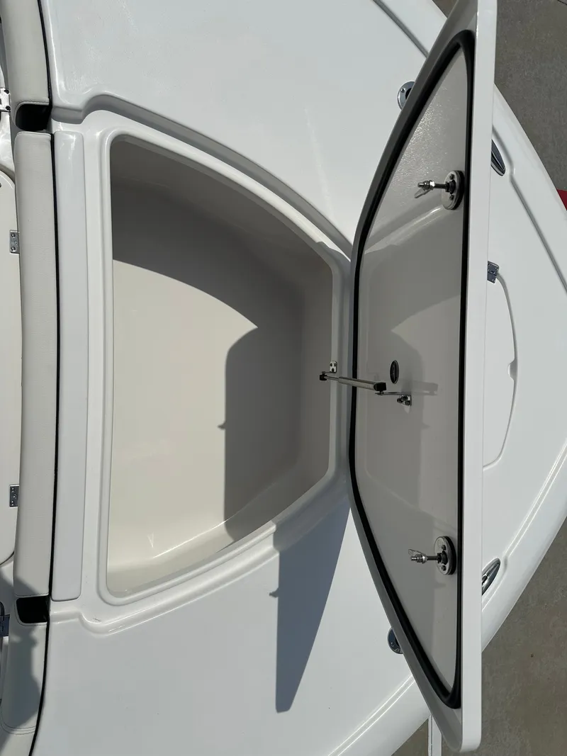 Slide: The Image of Tidewater 2500 Carolina Bay 2025 - 37