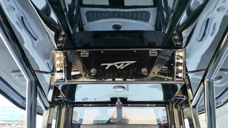 Slide: The Image of Tidewater 256 LXF 2025 - 35