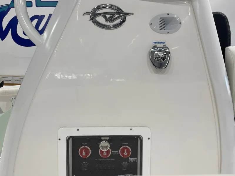 Slide: The Image of Tidewater 272 LXF 2025 - 33