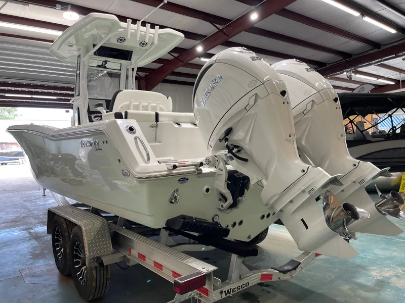 Slide: The Image of Tidewater 272 LXF 2025 - 7