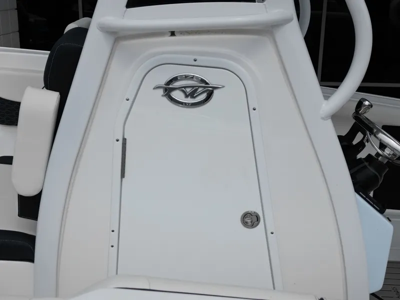 Slide: The Image of Tidewater 272 LXF 2025 - 15