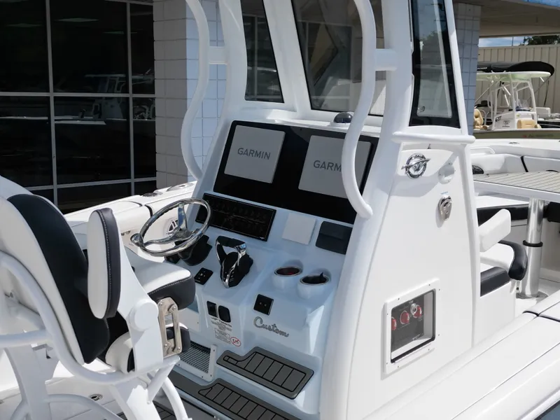 Slide: The Image of Tidewater 272 LXF 2025 - 51