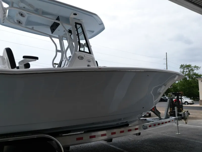 Slide: The Image of Tidewater 272 LXF 2025 - 7