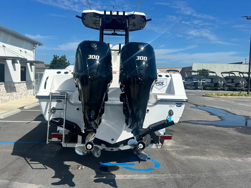 Slide: The Image of Tidewater 282 CC Adventure 2026 - 5