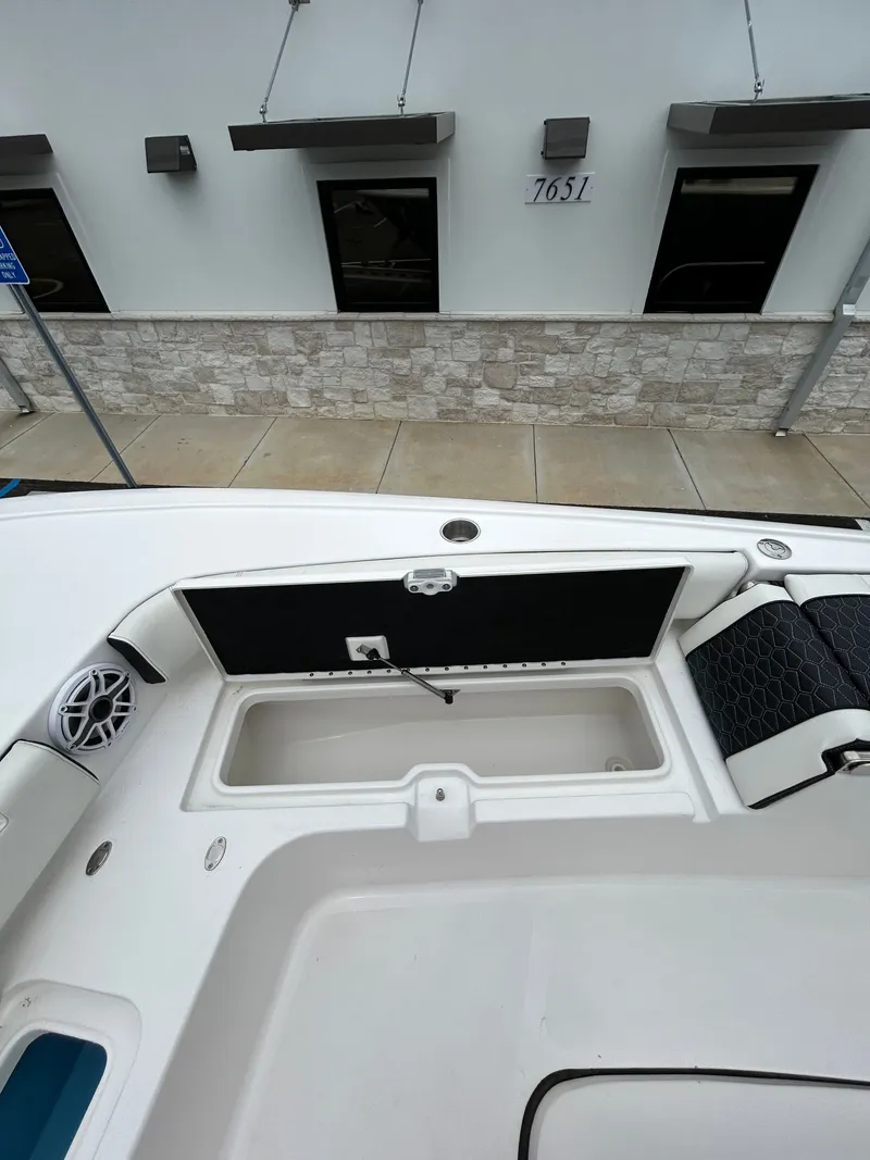 Slide: The Image of Tidewater 3100 Carolina Bay 2025 - 43