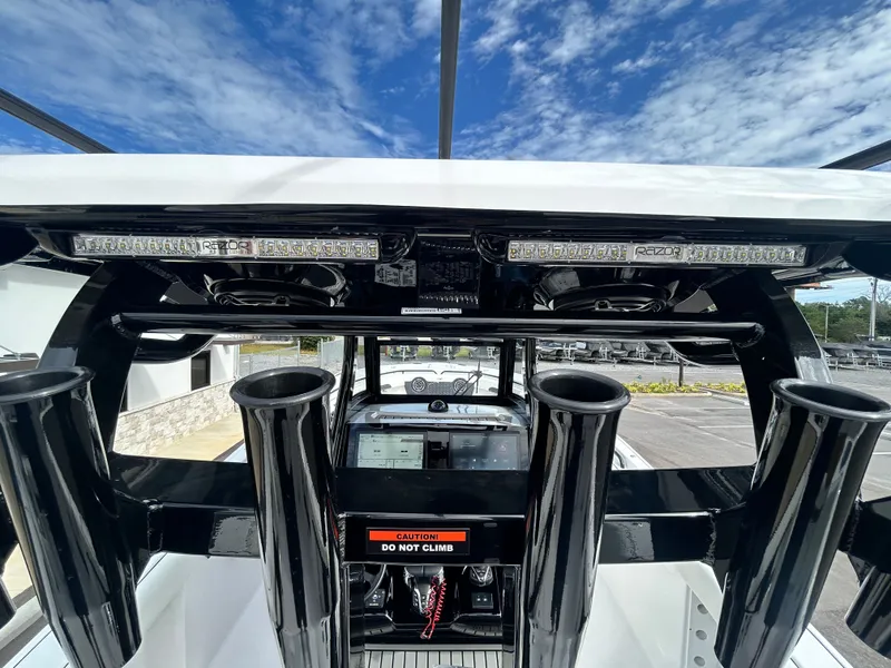 Slide: The Image of Tidewater 320 CC Adventure 2026 - 31