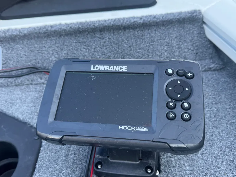 Slide: The Image of Tracker Pro 190 TE 2022 - 10