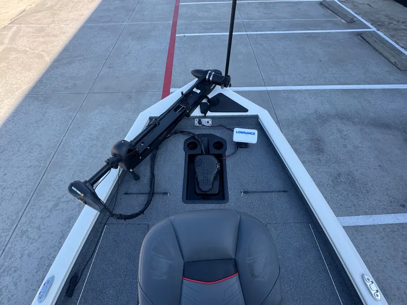 Slide: The Image of Tracker Pro 190 TE 2022 - 18