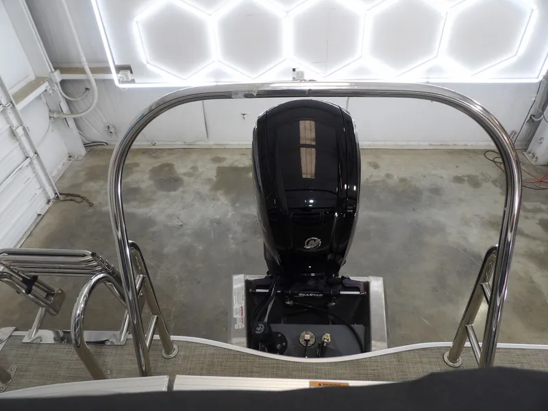 Slide: The Image of Trifecta 22RFLE275 2023 - 21