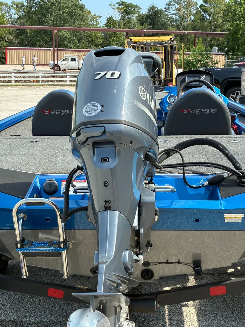 Slide: The Image of Vexus AVX181 2021 - 10