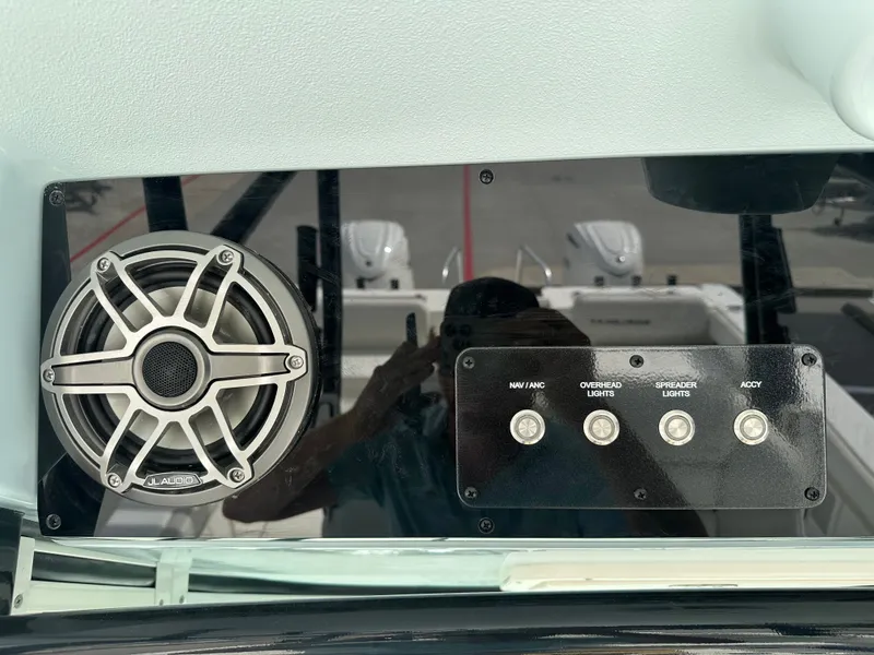 Slide: The Image of World Cat 325CC 2025 - 40