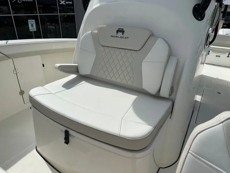 Slide: The Image of World Cat 325CC 2025 - 55