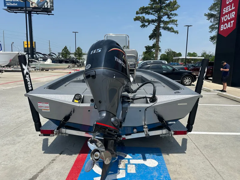 Slide: The Image of Xpress H20B Bay 2025 - 10