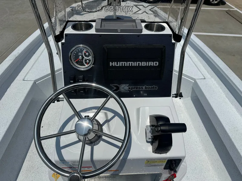 Slide: The Image of Xpress H20B Bay 2025 - 12