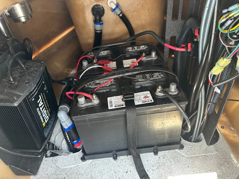 Slide: The Image of Xpress H20B Bay 2025 - 14