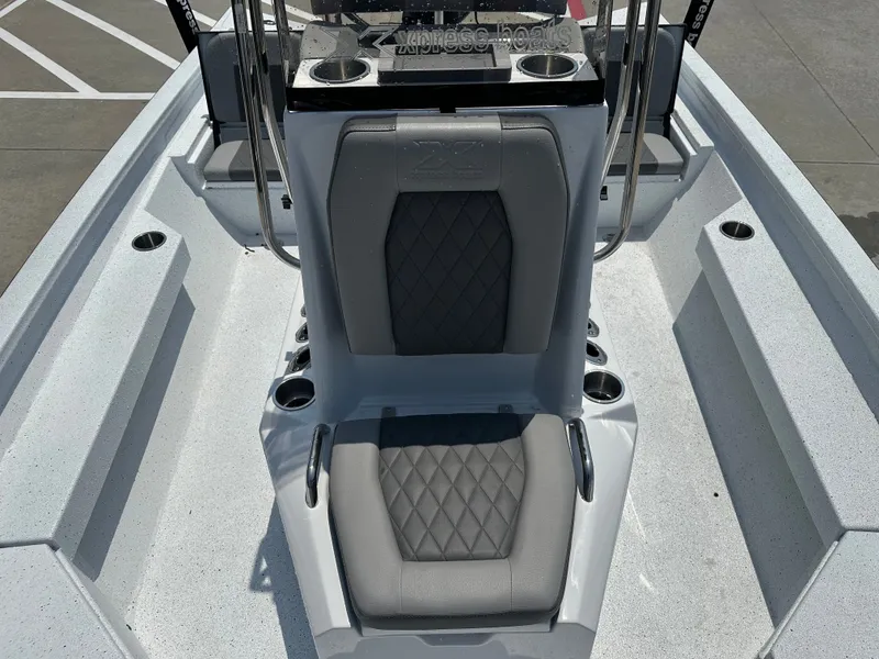 Slide: The Image of Xpress H20B Bay 2025 - 17