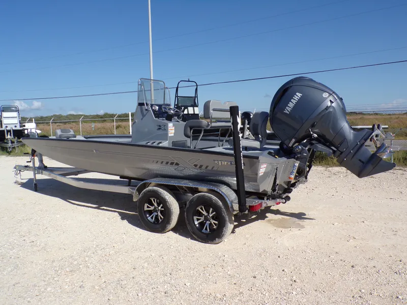 Slide: The Image of Xpress H210B Bay 2025 - 10