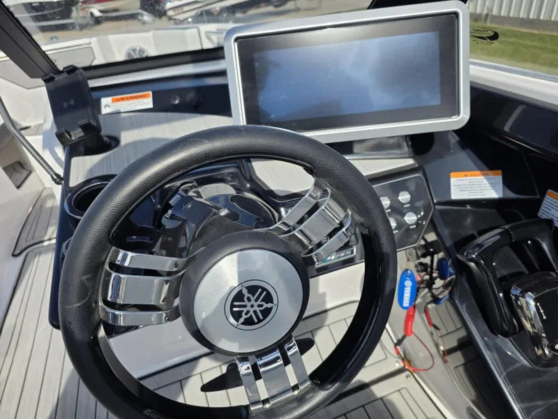 Slide: The Image of Yamaha 222SD 2023 - 20