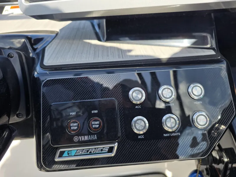 Slide: The Image of Yamaha 222SD 2023 - 22