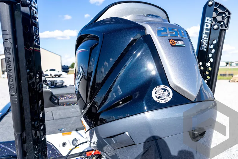 Slide: The Image of 2026 Skeeter ZXE20 boat engine with Minn Kota Raptor, ultra-low emission. - 23