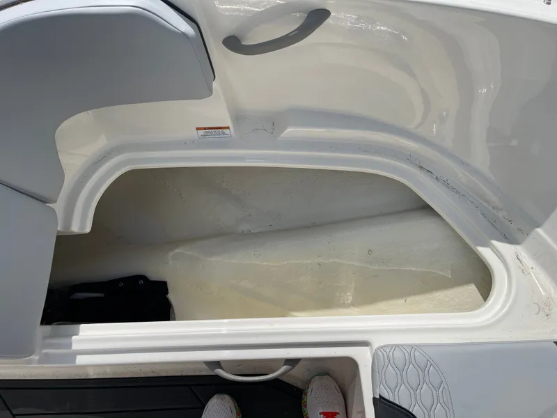 Slide: The Image of Bayliner 170EL 2024 - 20