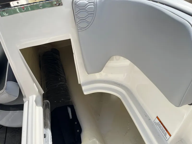 Slide: The Image of Bayliner 170EL 2024 - 21