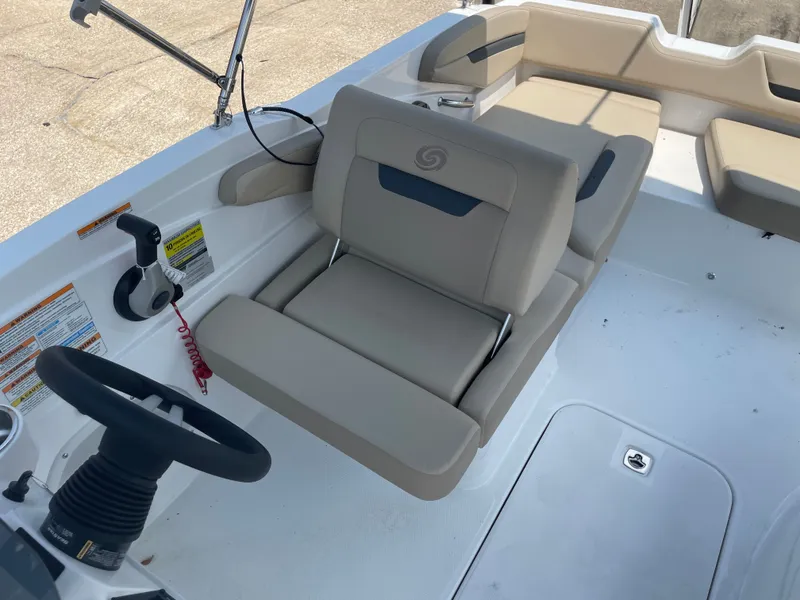 Slide: The Image of Hurricane SS205 2025 - 16