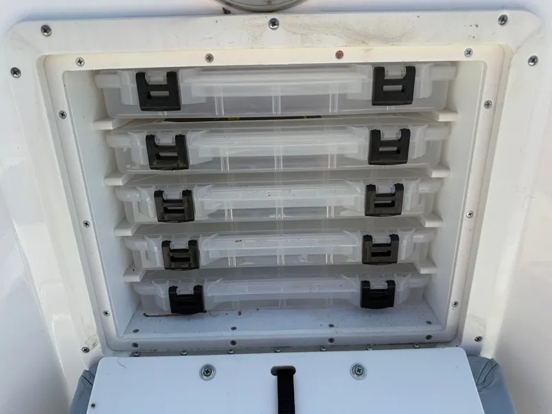 Slide: The Image of NauticStar 194 XTS 2024 - 23