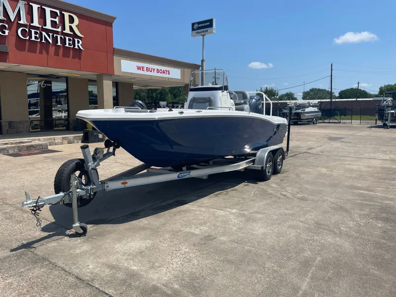 Slide: The Image of NauticStar 211 Hybrid 2024 - 3