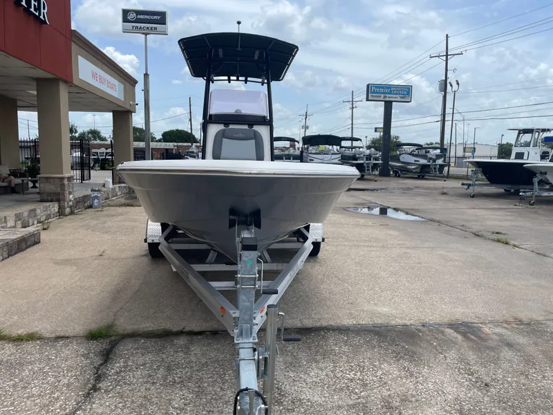 Slide: The Image of NauticStar 227 XTS 2023 - 5