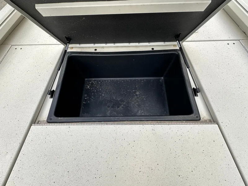 Slide: The Image of Ranger RB200 2023 - 10