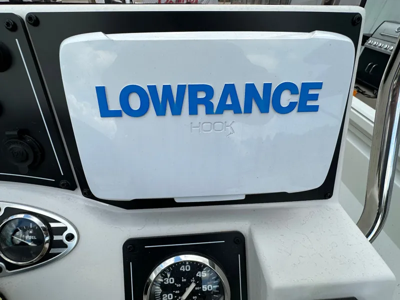 Slide: The Image of Ranger RB200 2023 - 19