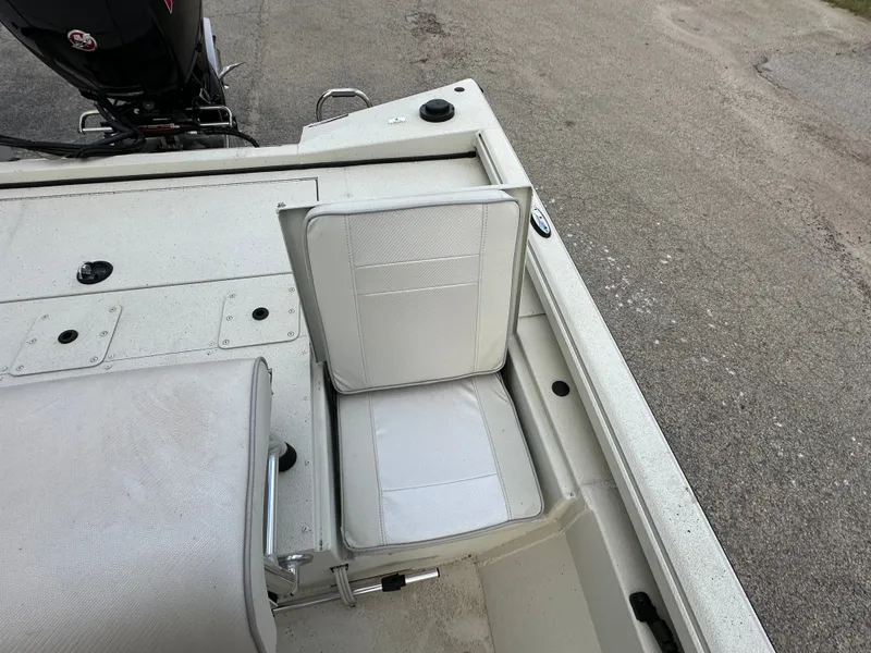 Slide: The Image of Ranger RB200 2023 - 21