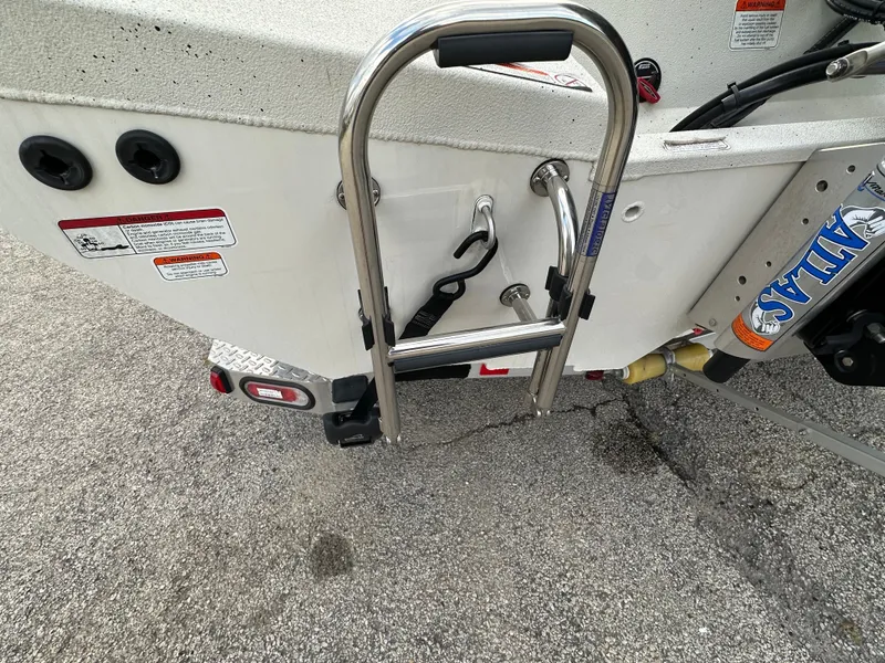 Slide: The Image of Ranger RB200 2023 - 25