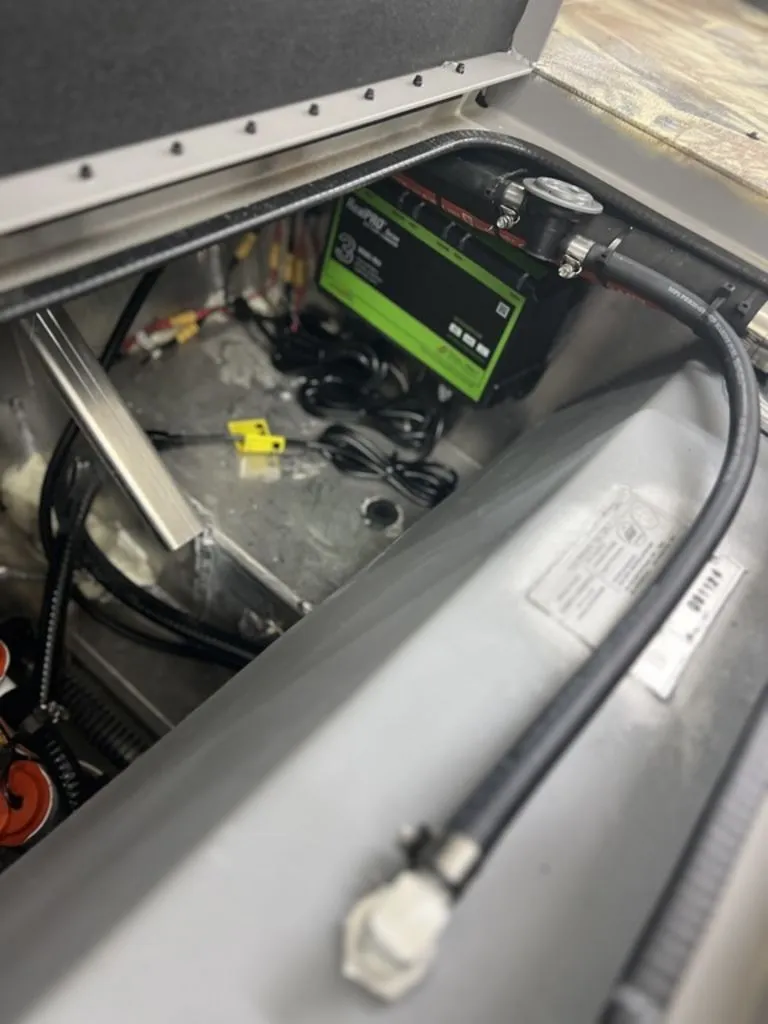 Slide: The Image of Ranger Boats RB210 2024 - 12