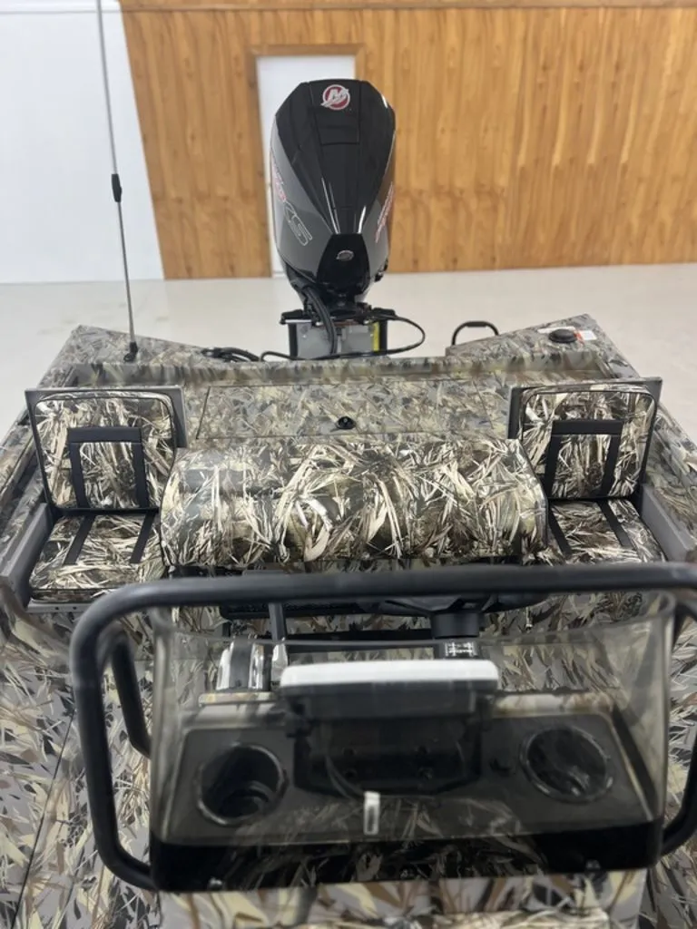 Slide: The Image of Ranger Boats RB210 2024 - 15