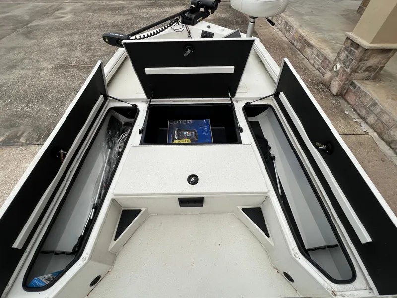 Slide: The Image of Ranger RB210 2024 - 14